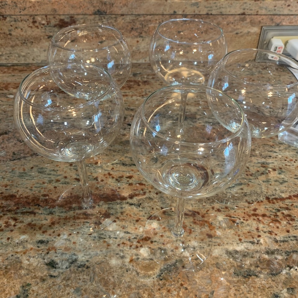 Wine glasses